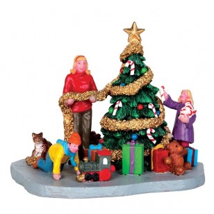 Decorating the Christmas Tree